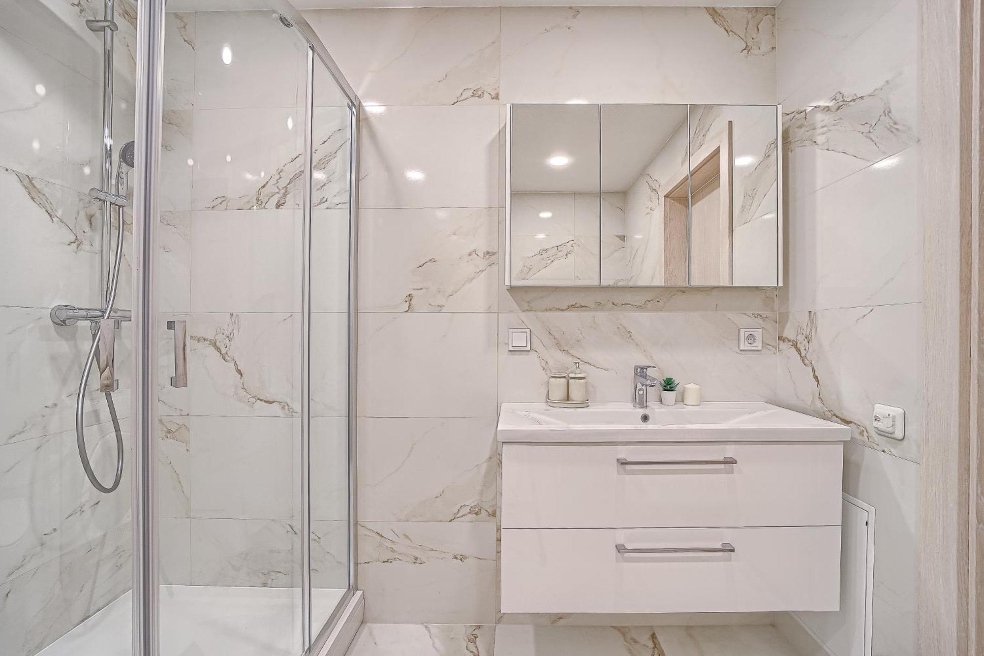 Business-Class Apartments 2 X Free Parking X Self Check In 24X7 Вильнюс Экстерьер фото